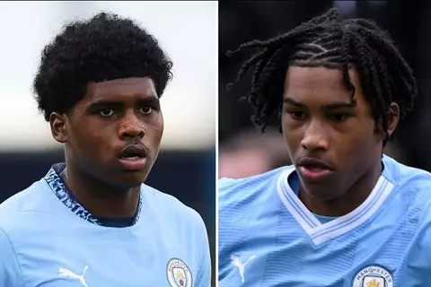  بينهم أبناء أسطورة إنجلترا.. مانشستر سيتي يستعين بنجومه الشباب أمام هدرسفيلد